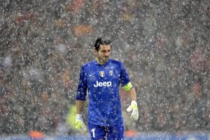 开云体育官方网站-德罗赞的数据爆炸，美加墨世界杯之夜，一个孤独者的无声宣言